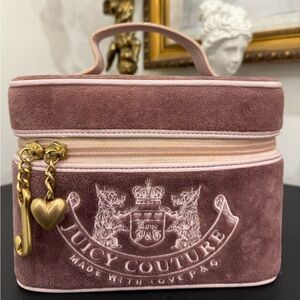 Vintage Y2K Juicy Couture purple Women's vanity bag super rare!